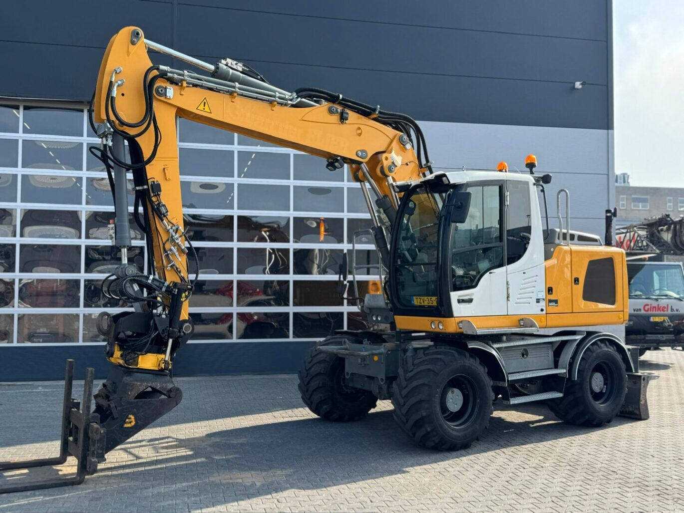 BC08CA4D 44B5 4C40 8102 F59A8EA65C0B